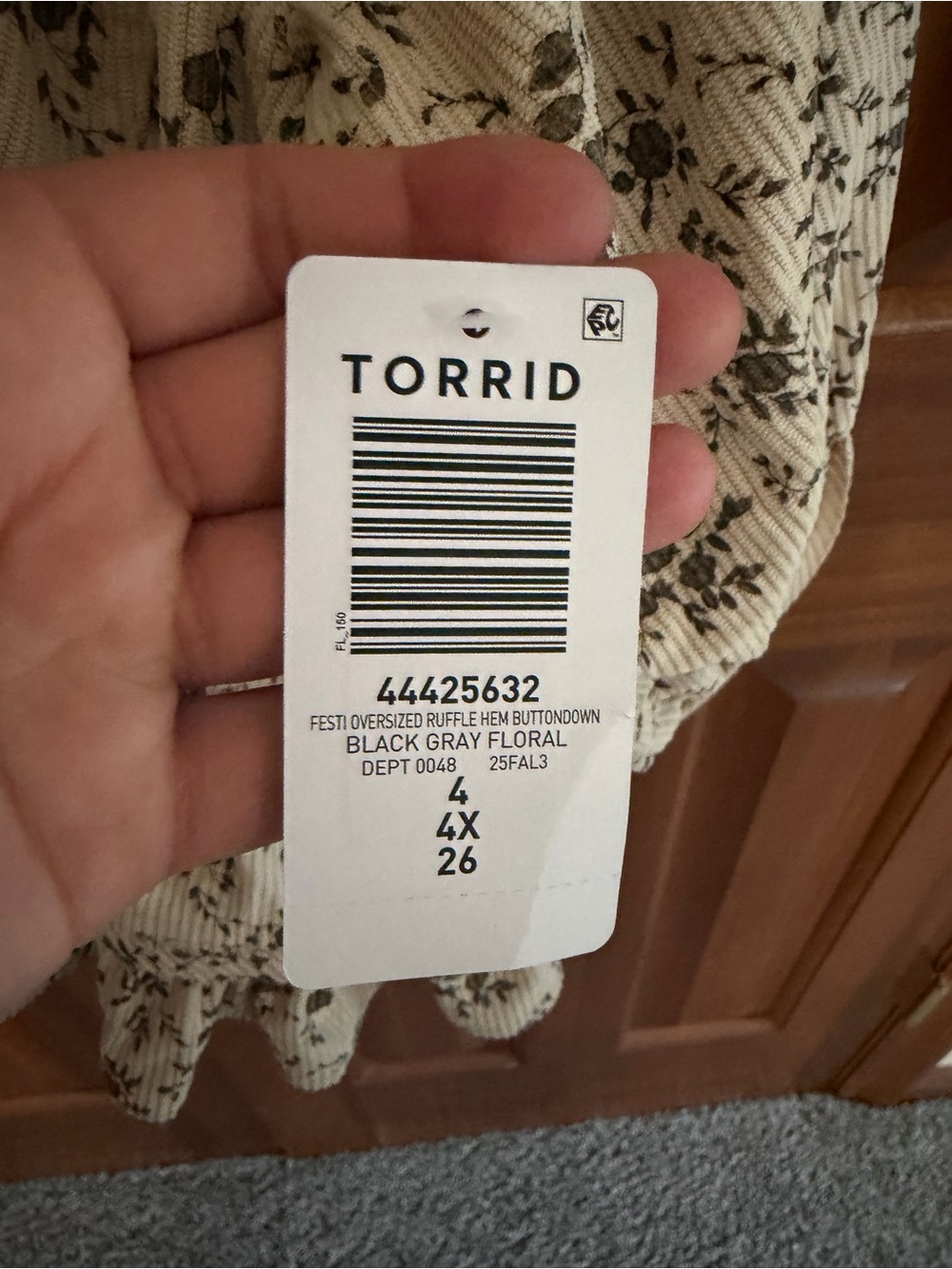 torrid Cream Floral Ruffle Button-Up Top - Picture 6 of 6